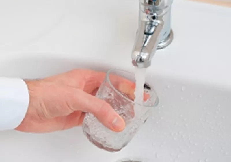 La OCDE dijo que los países desarrollados también deben invertir en infraestructura para el agua. (Foto: SXC)