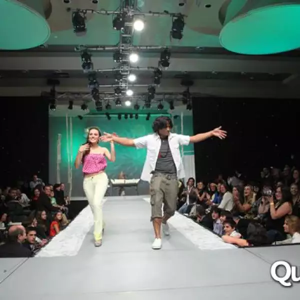 Desfile Colegio Americano