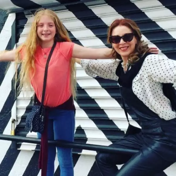 Constanza Creel y Edith González
