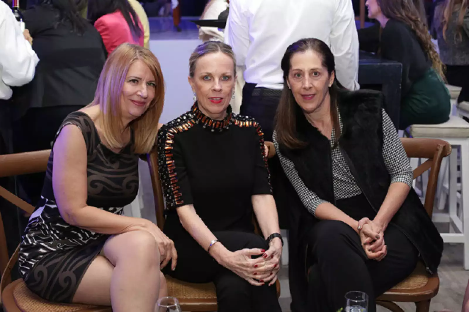 Claudia Schnidt,Regina Solórzano y Consuelo Coto