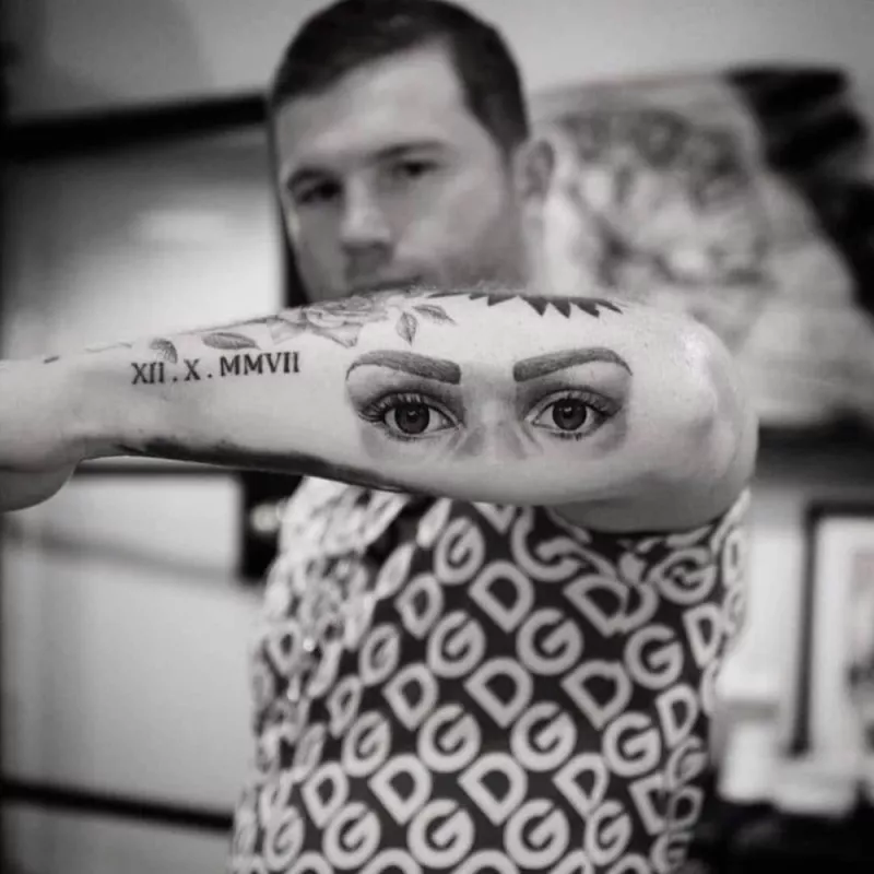 canelo-tatuaje-ojos.jpg