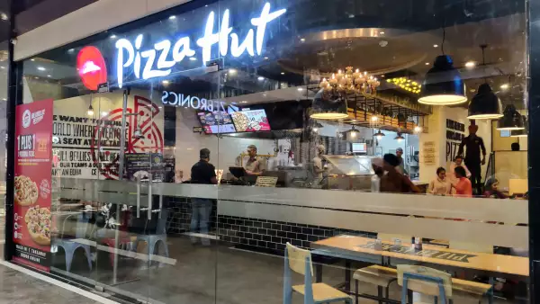 Pizza Hut prueba nuevos formatos de restaurantes. (Foto: Abhinav Mathur/Getty Images)