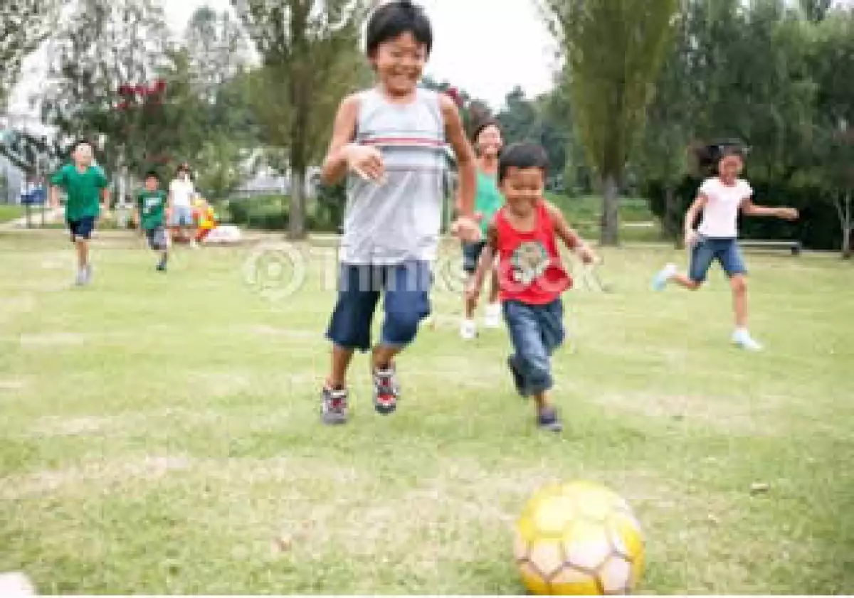 Un estudio dentro de la Liga de Futbol Australiano reveló que el 58% de sus jugadores nació entre diciembre y enero. (Foto: Jupiter Images)