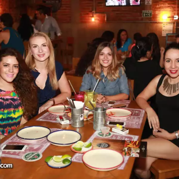 Jovana Avilés,Elena Iryna Shkvarko,Gi Castellano y Mabel Alemon