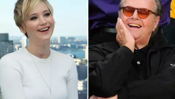 La actriz ha confesado que luego de su encuentro con la leyenda del cine en los Óscar de este año, recibió regalos y una divertida nota para acompañar.