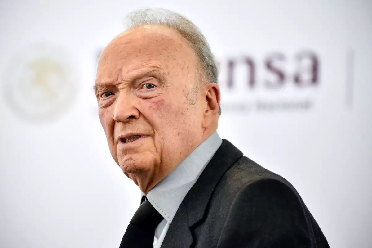 Las polémicas de Gertz Manero en la FGR: desde persecuciones a familiares hasta acusaciones de corrupción