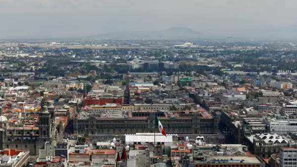 Menor crecimiento del PIB pone en riesgo programas sociales y gasto público