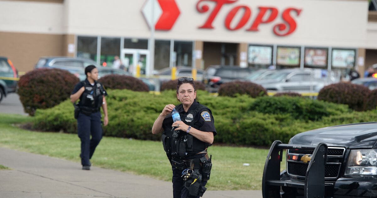 Armed teen sparks shooting at New York store Armed teen sparks shooting at New York store