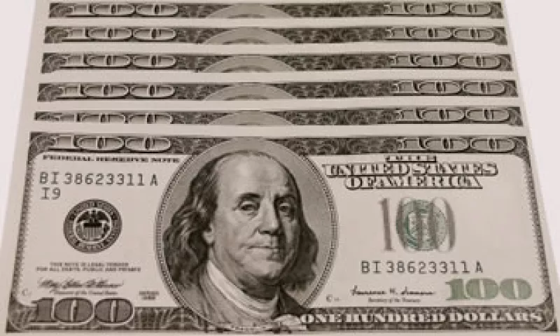 El precio más bajo del dólar a la compra es de 13.30 pesos. (Foto: Thinkstock)