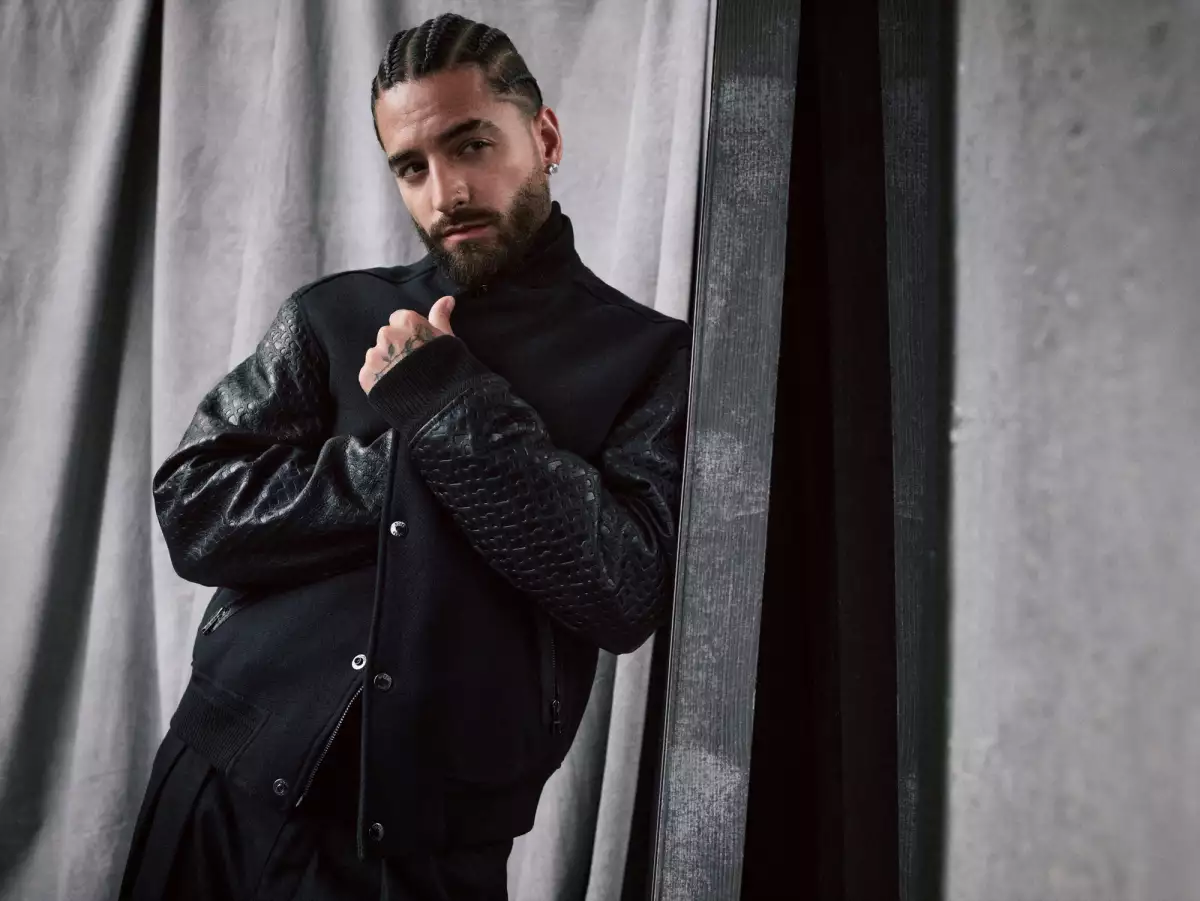 BOSS_FW23_Global_Campaign_Maluma_002__image-mid-res.jpeg