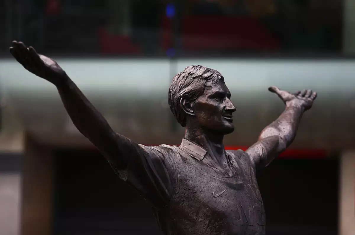 Estatua de Tony Adams