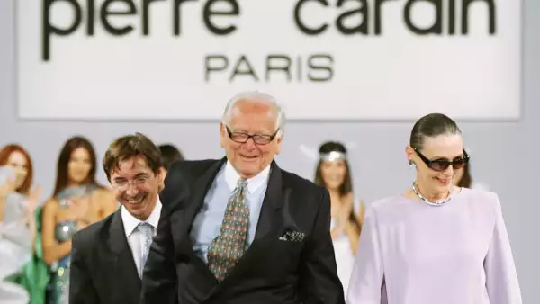 FILES-FRANCE-FASHION-CARDIN-OBIT