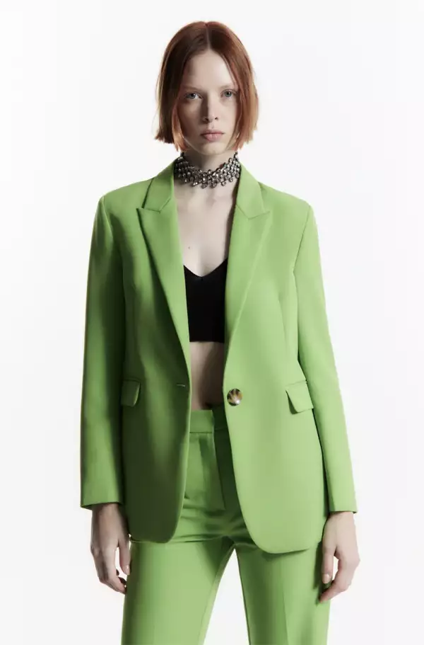 ropa-para-invitada-mujer.jpg