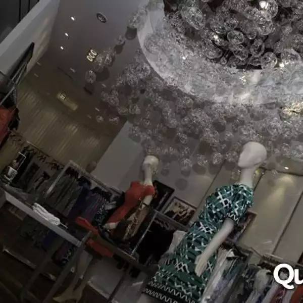 Inauguran tienda BCBG