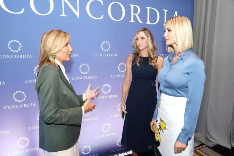 Pezones de Ivanka Trump 2.jpg