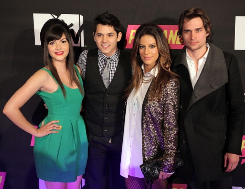 El elenco de Popland!:Sara Cobo, Ricardo Abarca, Manuela González y Jon Ecker.
