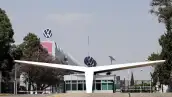 Entrada de la planta de VW en Puebla.