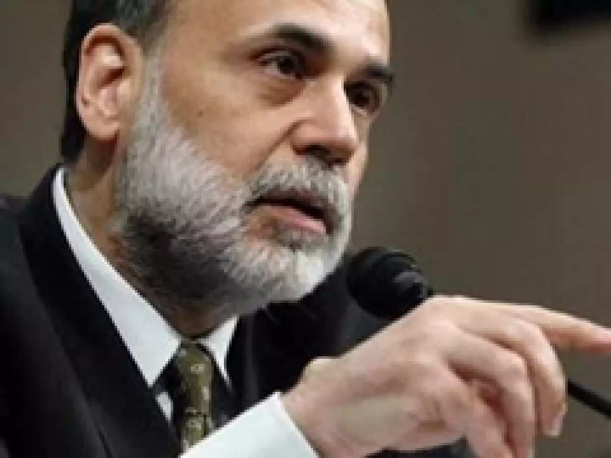 La entidad comandada por Ben Bernanke pidió a los bancos recortar sus dividendos. (Foto: Archivo)