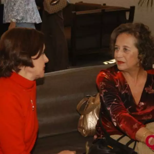 Malu Hassey, Ofelia Lance