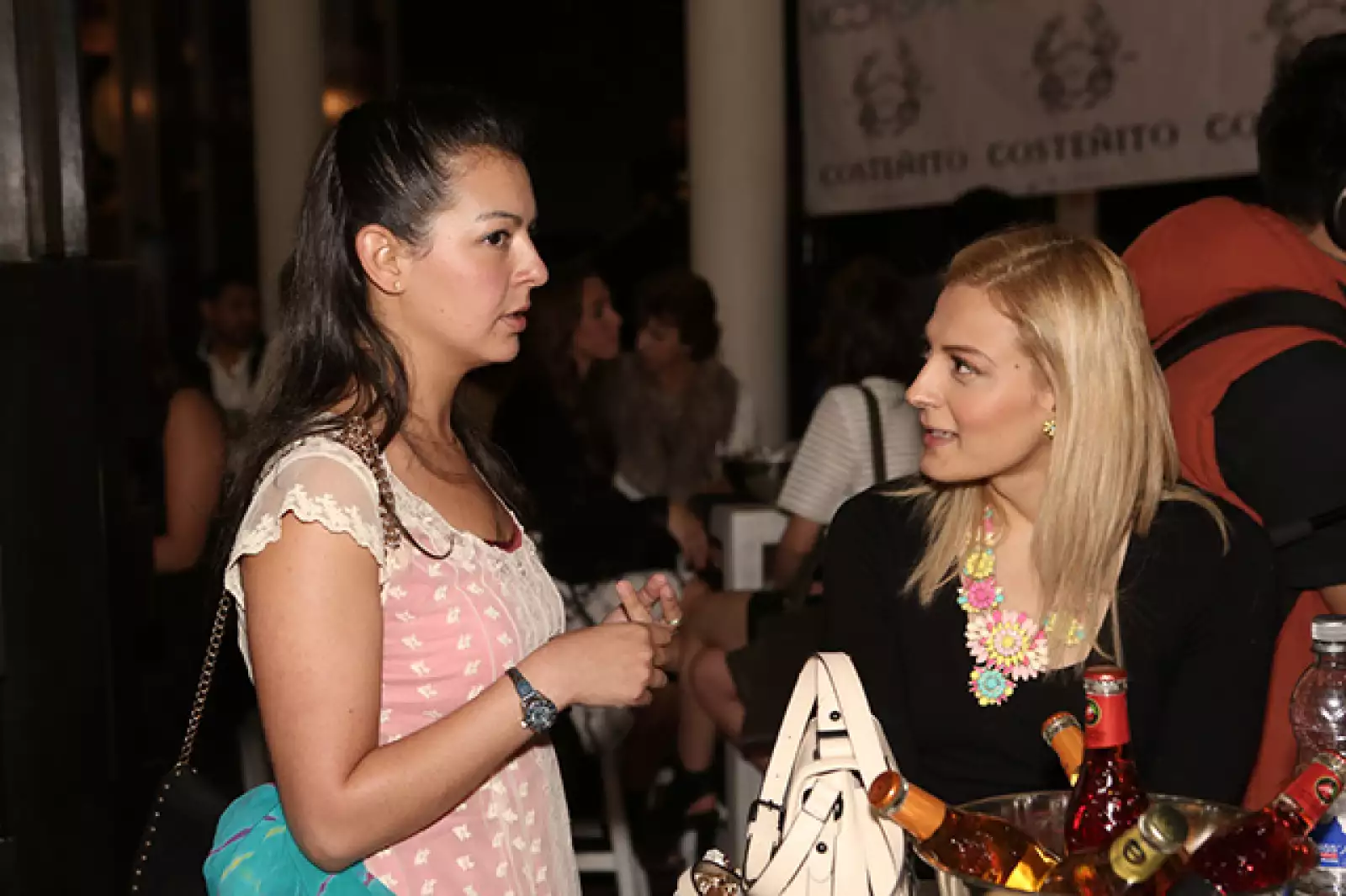 Marìa de la Mora y Paola Romo