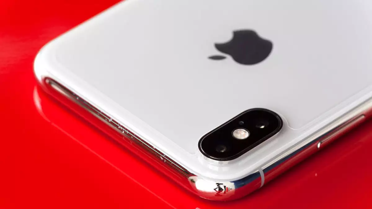 iPhone X
