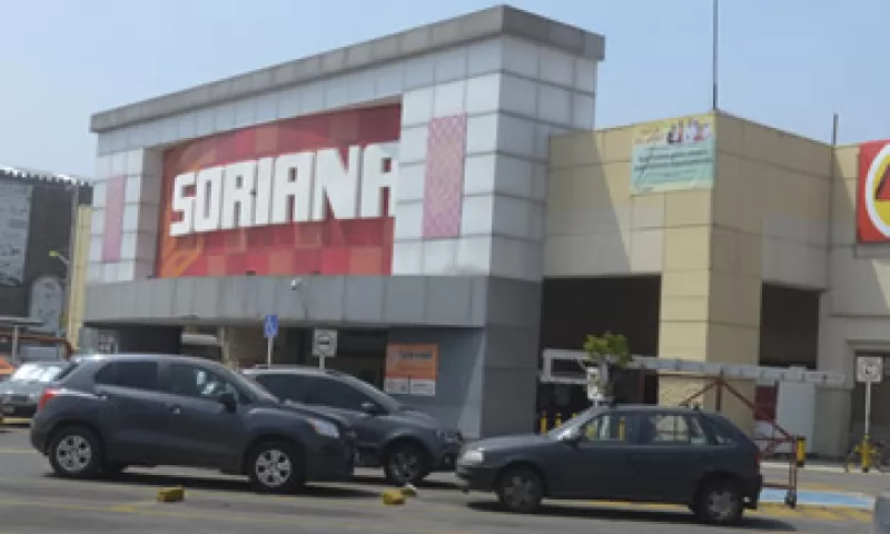 Soriana aumentaría hasta en 33% su número de tiendas si compra las 200 unidades de La Cómer. (Foto: Cuartoscuro )