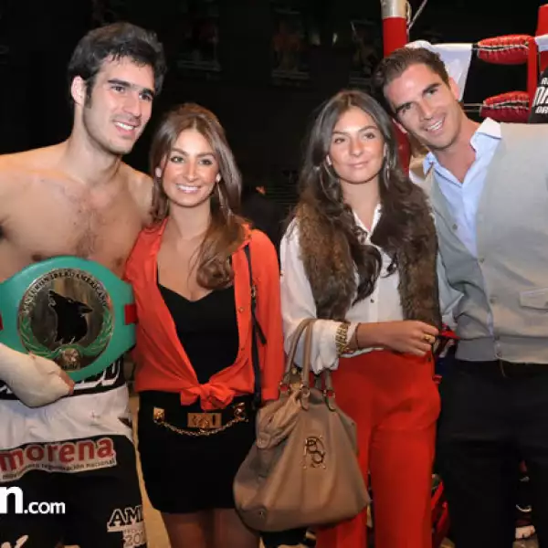 Miguel Torruco,Sonsoles González,Jimena González y Fernando Tremari