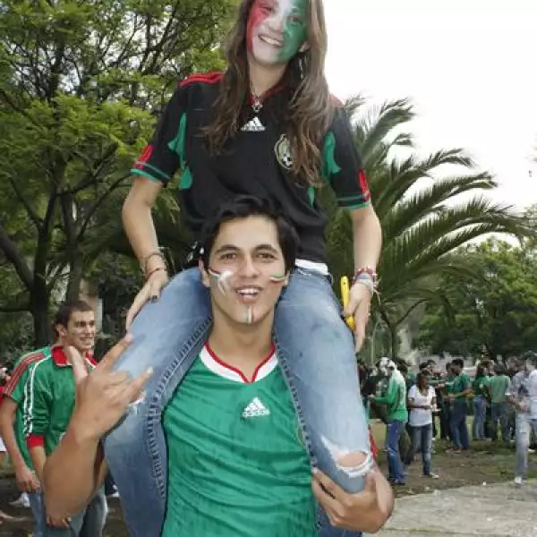 Festejo México-Uruguay