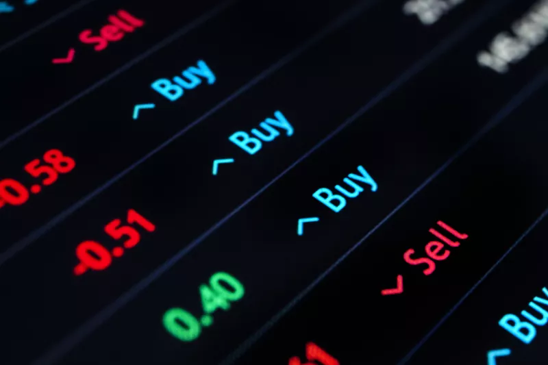 mercados financiero, petróleo y divisas