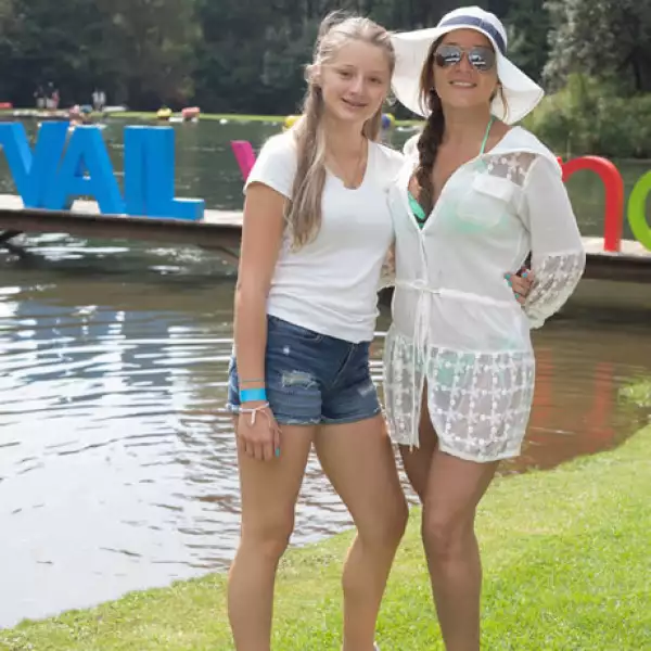 Yana Gómez y YanaValencia