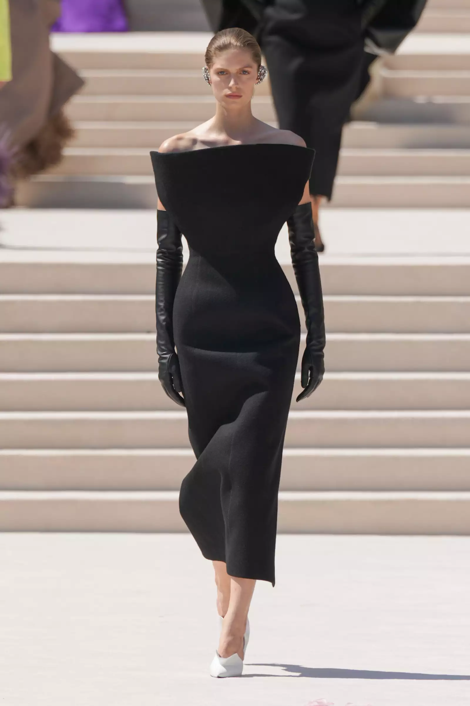 Balenciaga HC F26 027.jpg