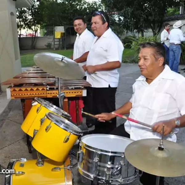 cumple sorpresa Vaquero