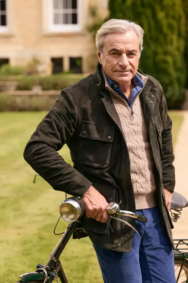 HACKETT LONDON 7.jpg