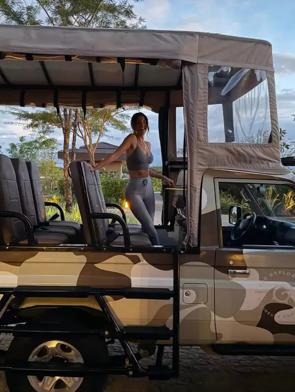 looks-eiza-gonzalez-grigor-dimitrov