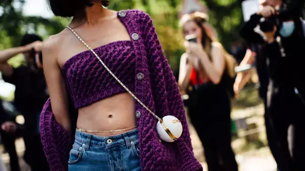 cómo-udar-sudadera-en-el-trabajo