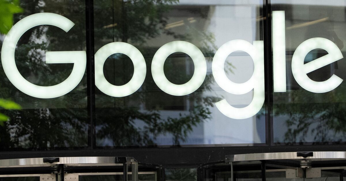 Empleados de Google rechazan política de salud; debían entregar datos personales a IA para recibir beneficios