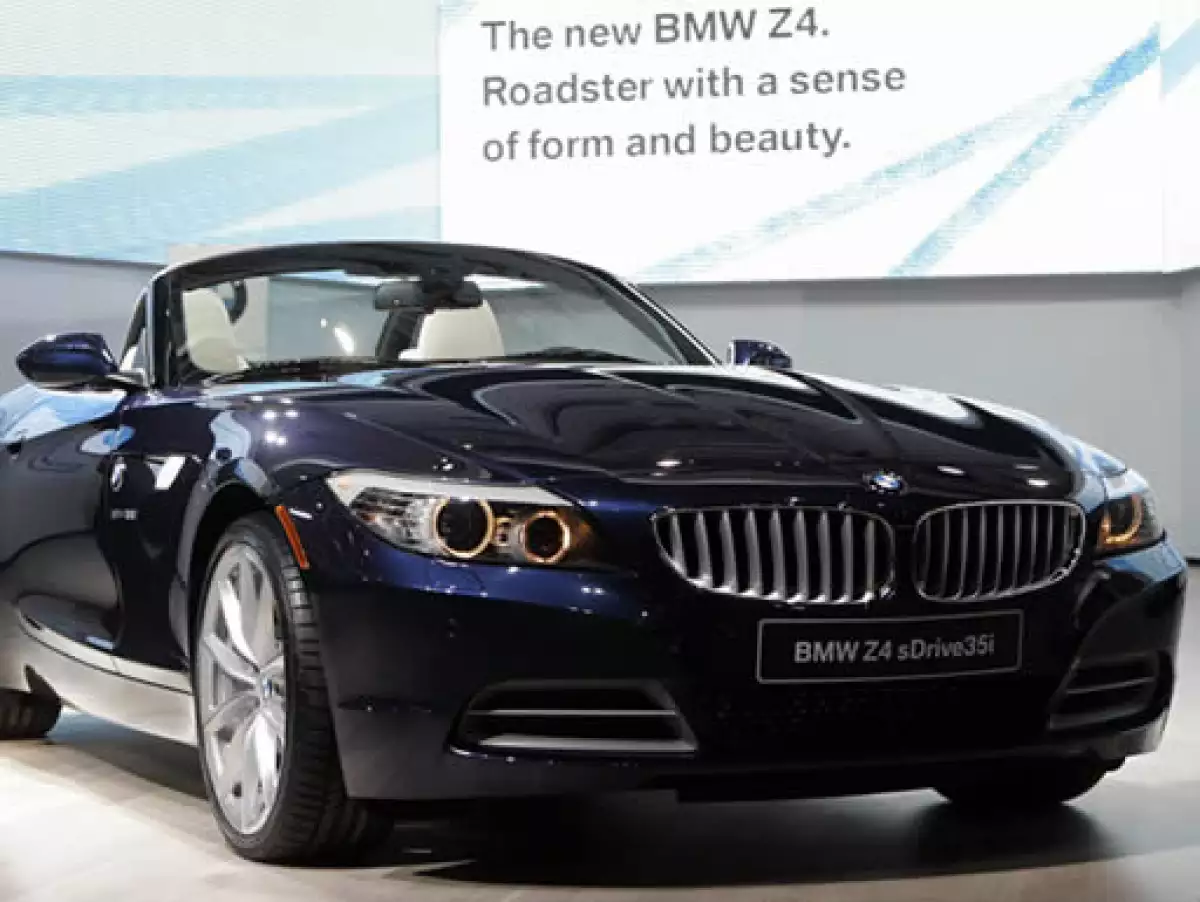 BMW ha logrado mantenerse en el agitado mercado enfocando sus esfuerzos en el desempeño y la diversión de autos como el Z4.