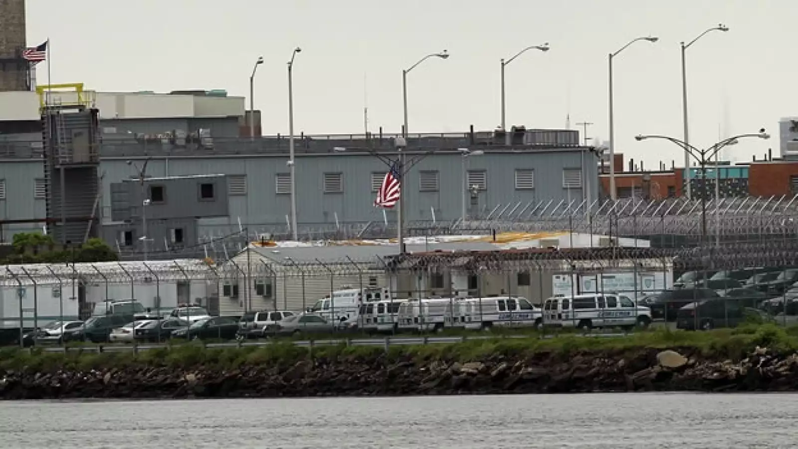 FMI - prisión - Isla Rikers - NY