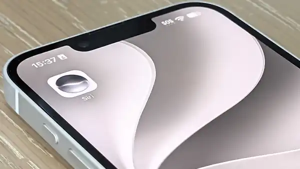 Imagen de la pantalla principal de un iPhone exponiendo la nueva aplicación de Siri AI, ya disponible en México y en español.
