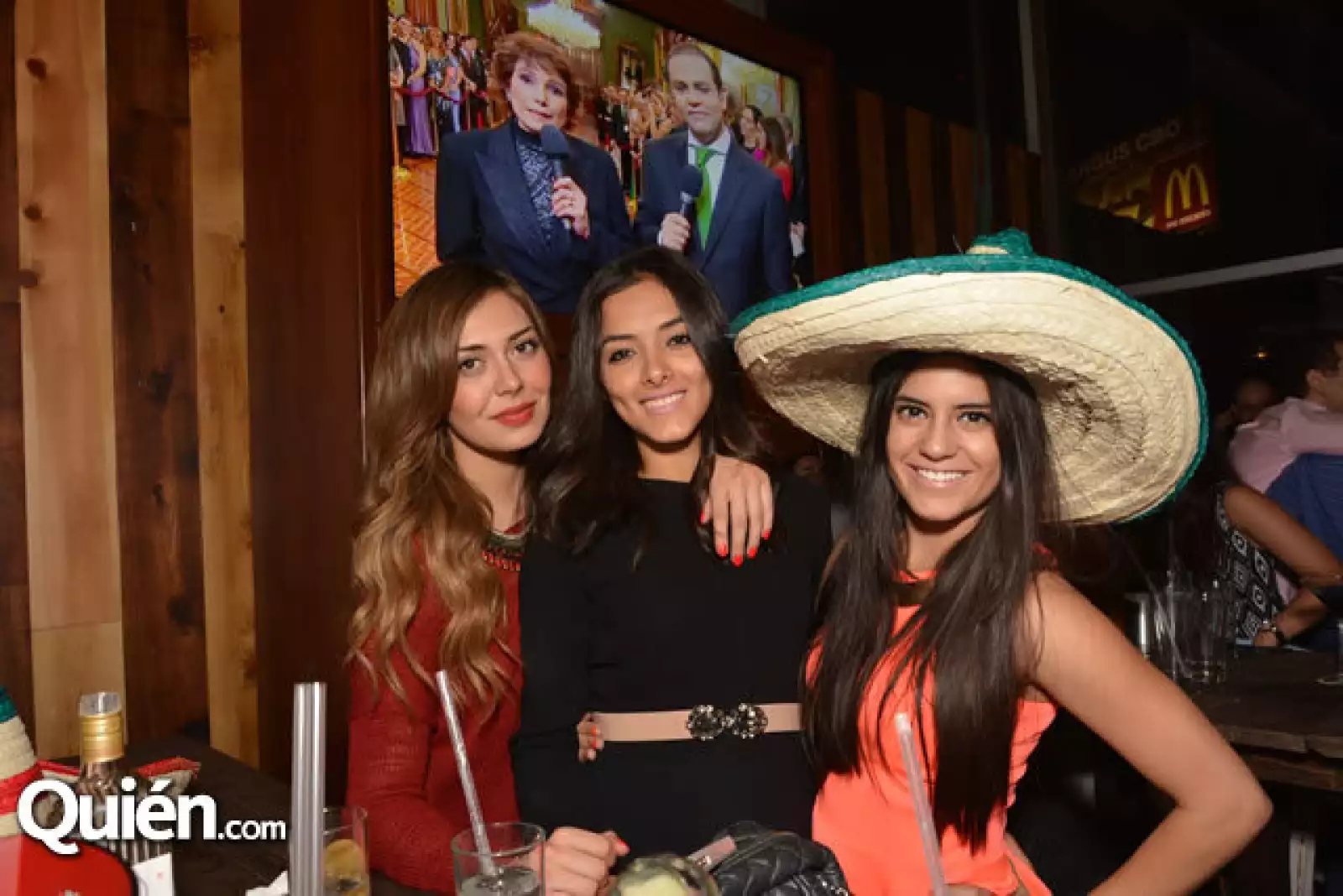 Andrea López, Victoria Gutiérrez y Paola Flores