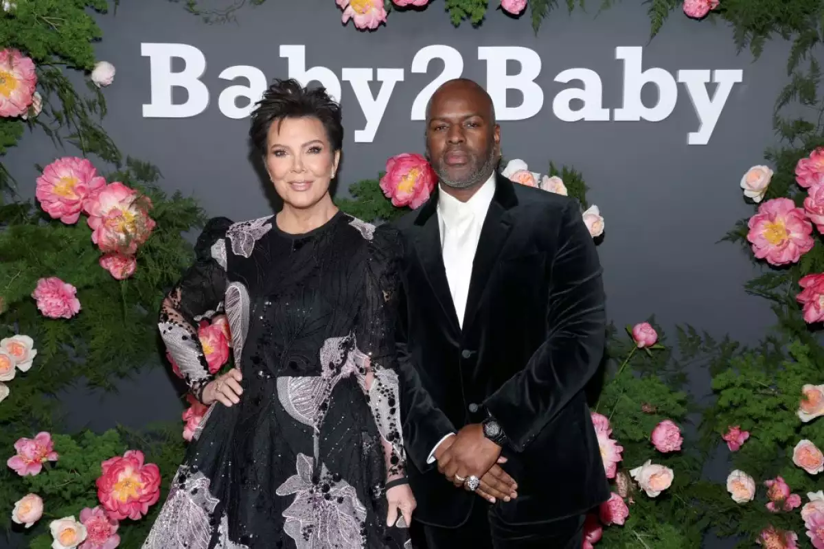 2022 Baby2Baby Gala Presented By Paul Mitchell - Red Carpet