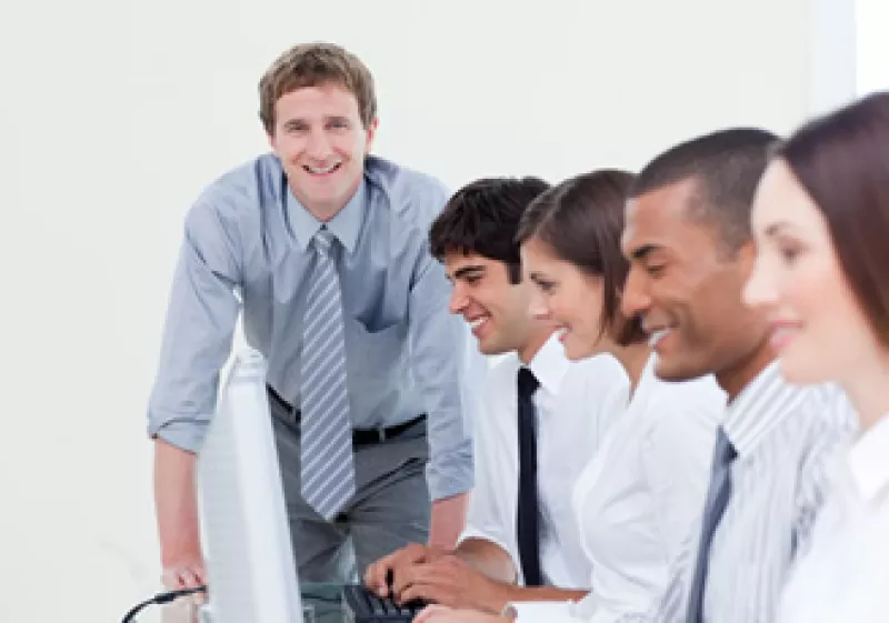 ¿Cómo lograr ser un líder y no sólo un dirigente? Ése es el reto que enfrenta el CEO. (Foto: Photos to go)