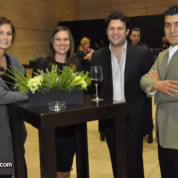 Alejandra Lanzagorta,Laura Vieco,Alberto Vázquez y Rafael Sevilla