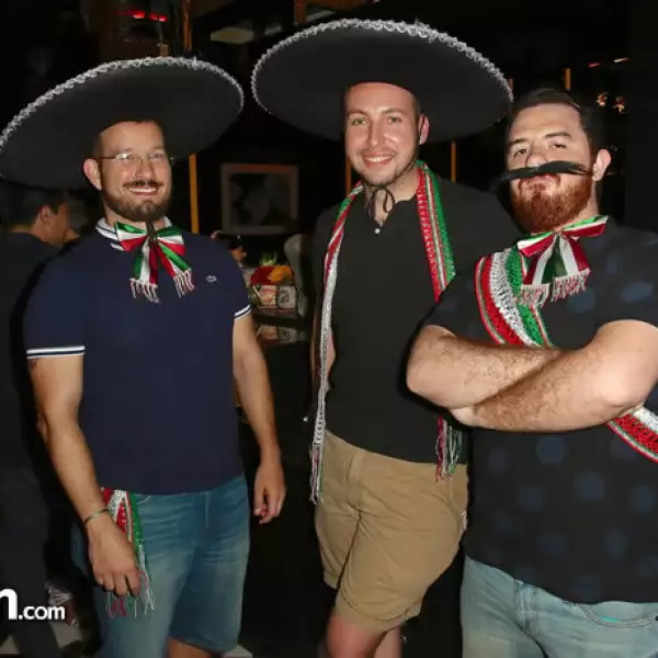 José Vallejo, Adrián Rodríguez y Héctor Batres