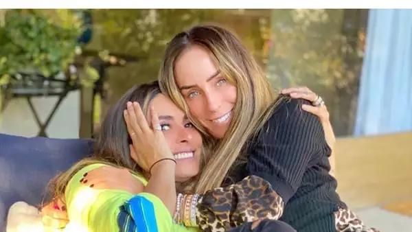 Galilea Montijo e Inés Gómez Mont