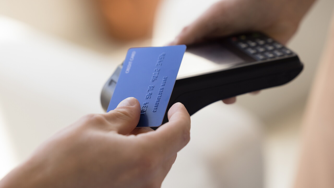 Banxico y CNBV suavizan su propuesta para bajar las cuotas por pagos con tarjeta