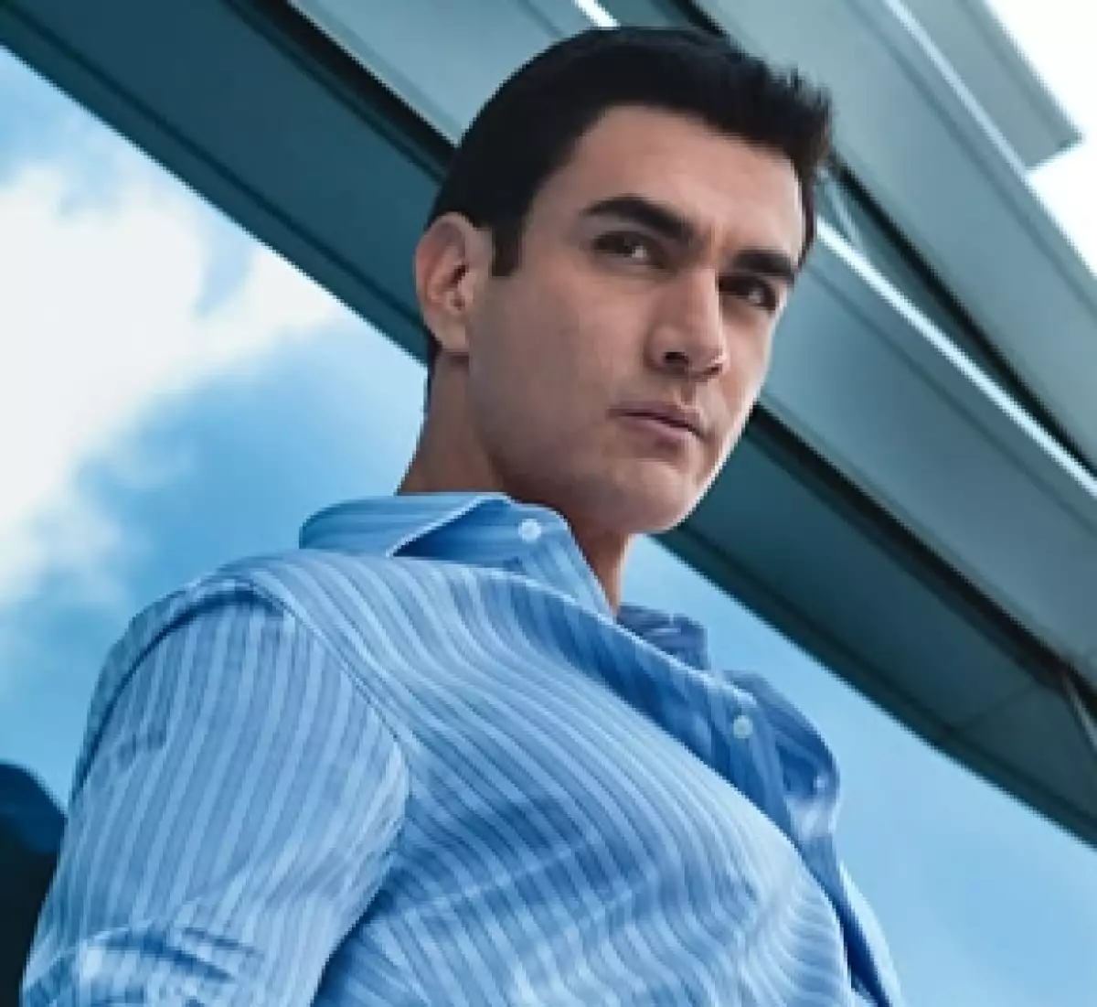 El actor de “Sortilegio” sabe que debido a su profesión debe cuidar su imagen por lo que procura mantenerse en forma y por su puesto que invierte en su físico.
