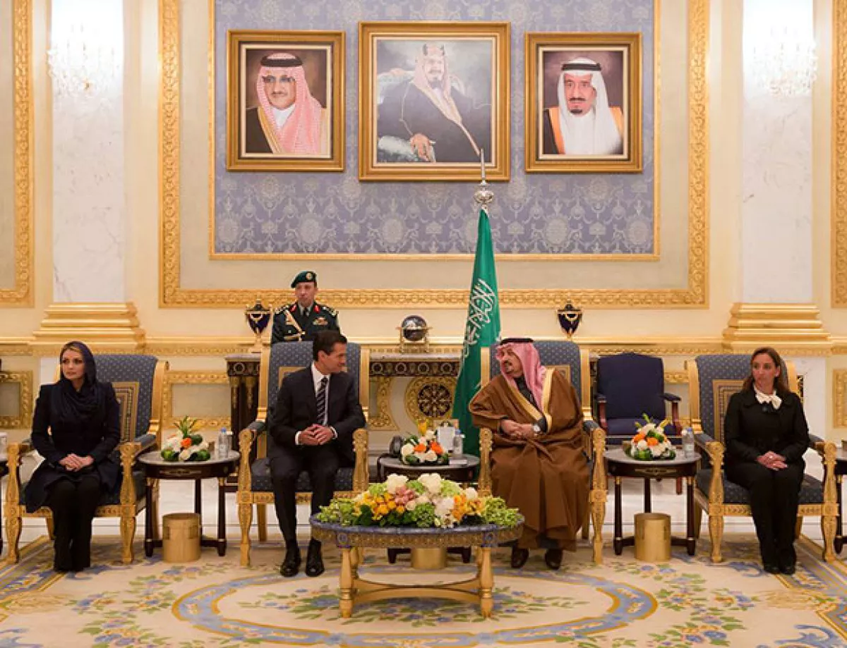 La pareja presidencial conoció al rey Salmán bin Abdulaziz