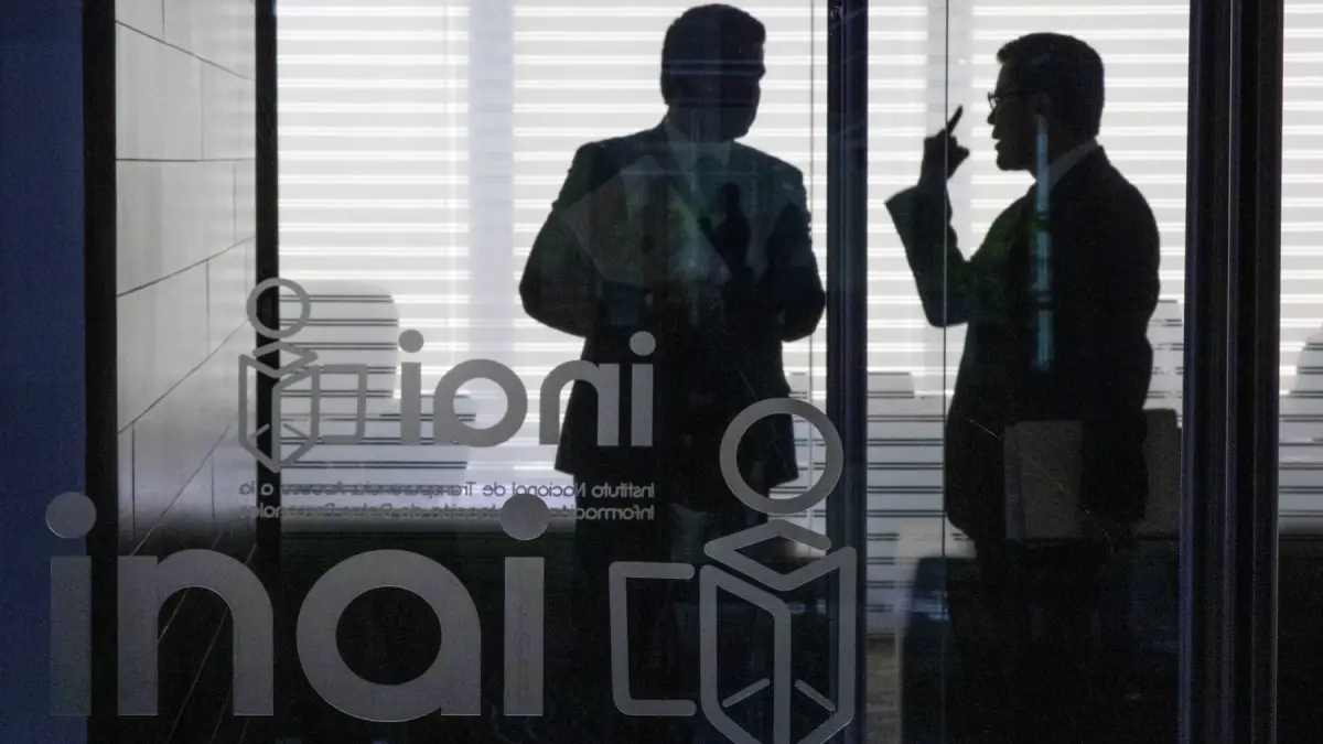 Desaparición de organismos autónomos deja en incertidumbre a más de 4,000 trabajadores