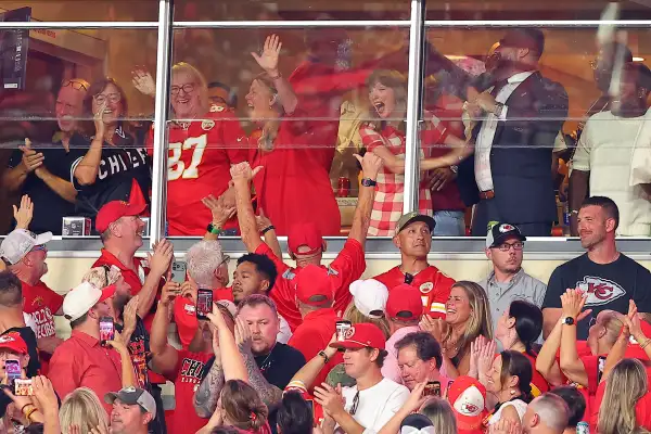 Denver Broncos v Kansas City Chiefs